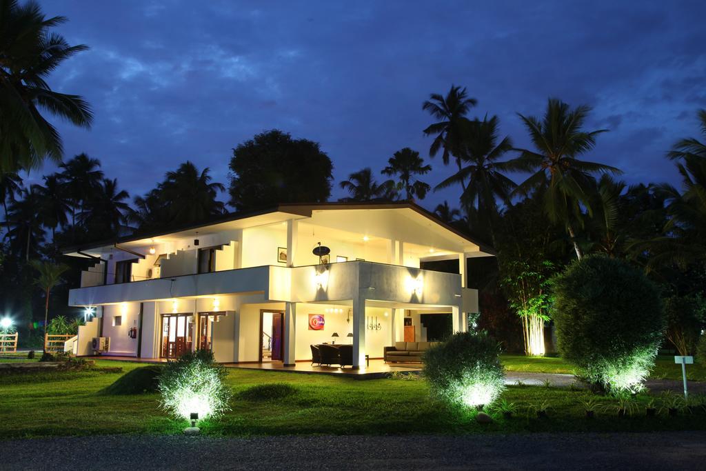 โอริกา โฮเต็ล  Hotel คาตุนายากา ภายนอก รูปภาพ