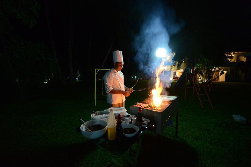 โอริกา โฮเต็ล  Hotel คาตุนายากา ภายนอก รูปภาพ