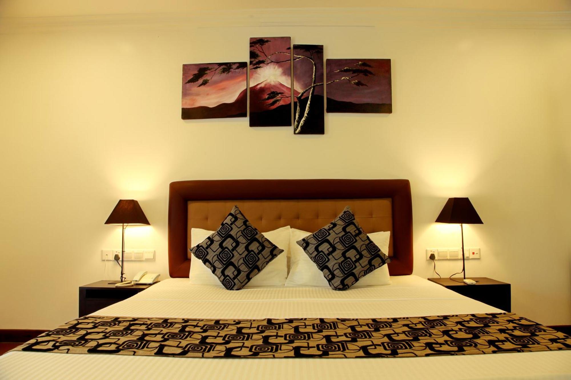 โอริกา โฮเต็ล  Hotel คาตุนายากา ภายนอก รูปภาพ